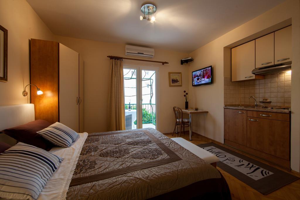 Villa Kamenica Komiža Habitación foto